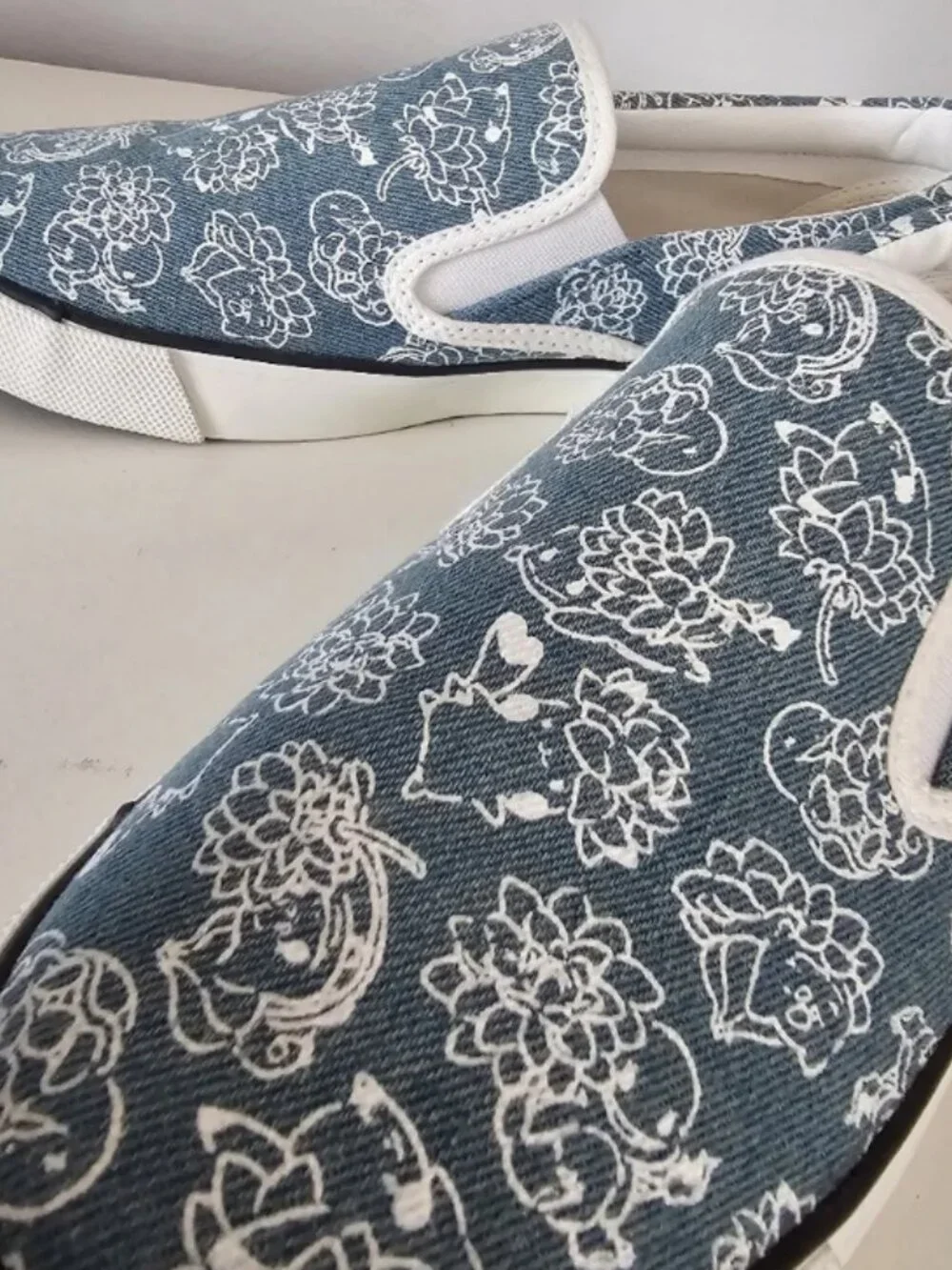 POKEMON x ITS DEMO Limited Collab Denim Pokemon Floral Pattern Sneakers - Picture 8 of 9